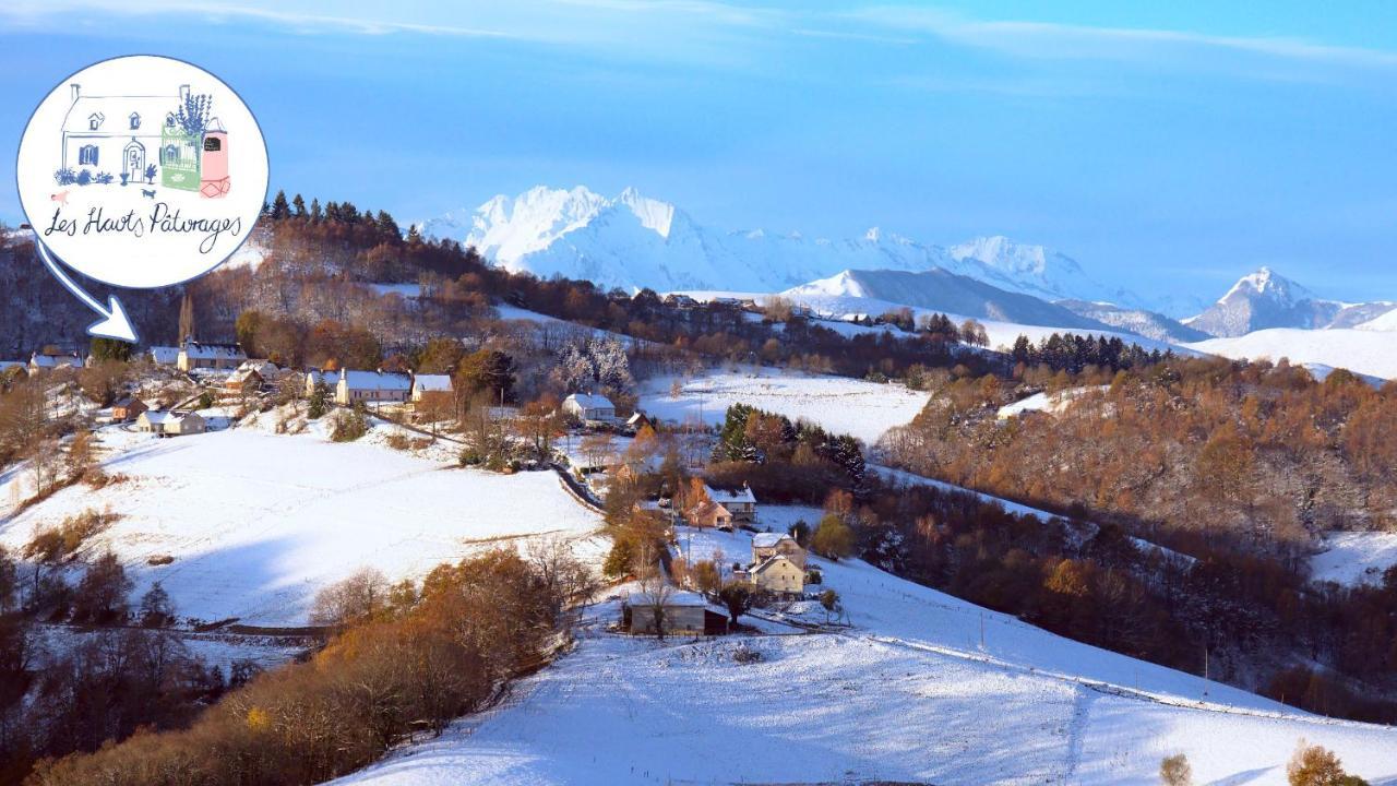Les Hauts Paturages Bed and Breakfast Ossun-ez-Angles Eksteriør billede