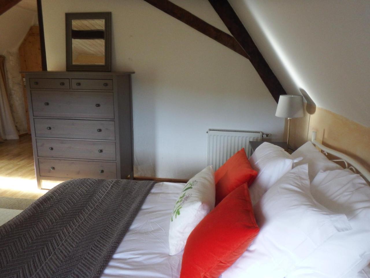 Les Hauts Paturages Bed and Breakfast Ossun-ez-Angles Eksteriør billede